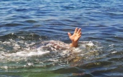 Why asking for help is hard?